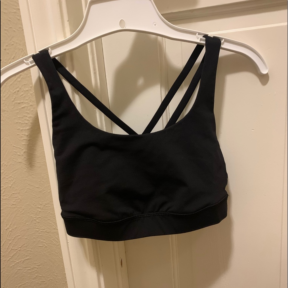size 4 black Lululemon sports bra